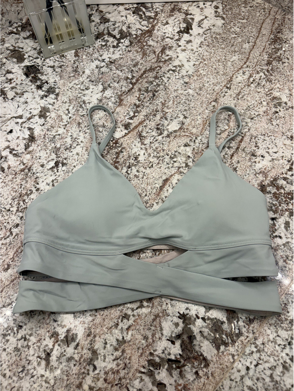 NWT Lululemon V-Neck crossover underband bra